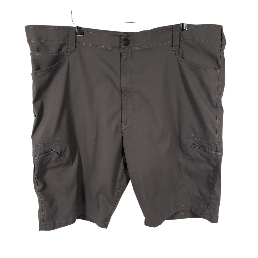 Wrangler ATG Mens 42 Gray Utility Cargo Shorts‎ Hiking Outdoors Comfort